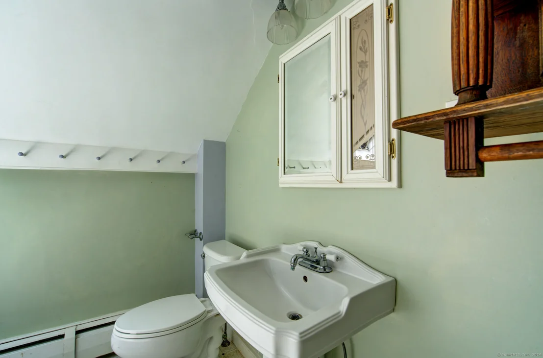 Photo of 12 Meadow Drive