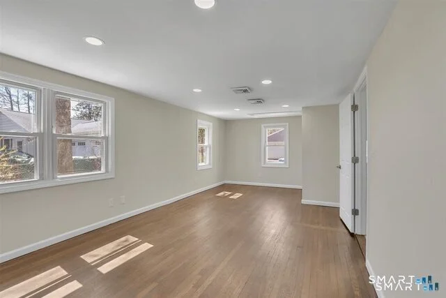 Photo of 822 Slater Road