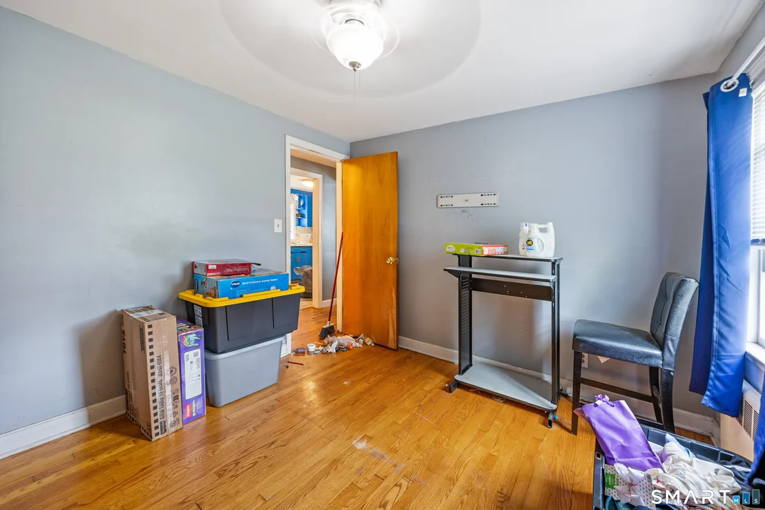 Photo of 58 Robin Hill Road