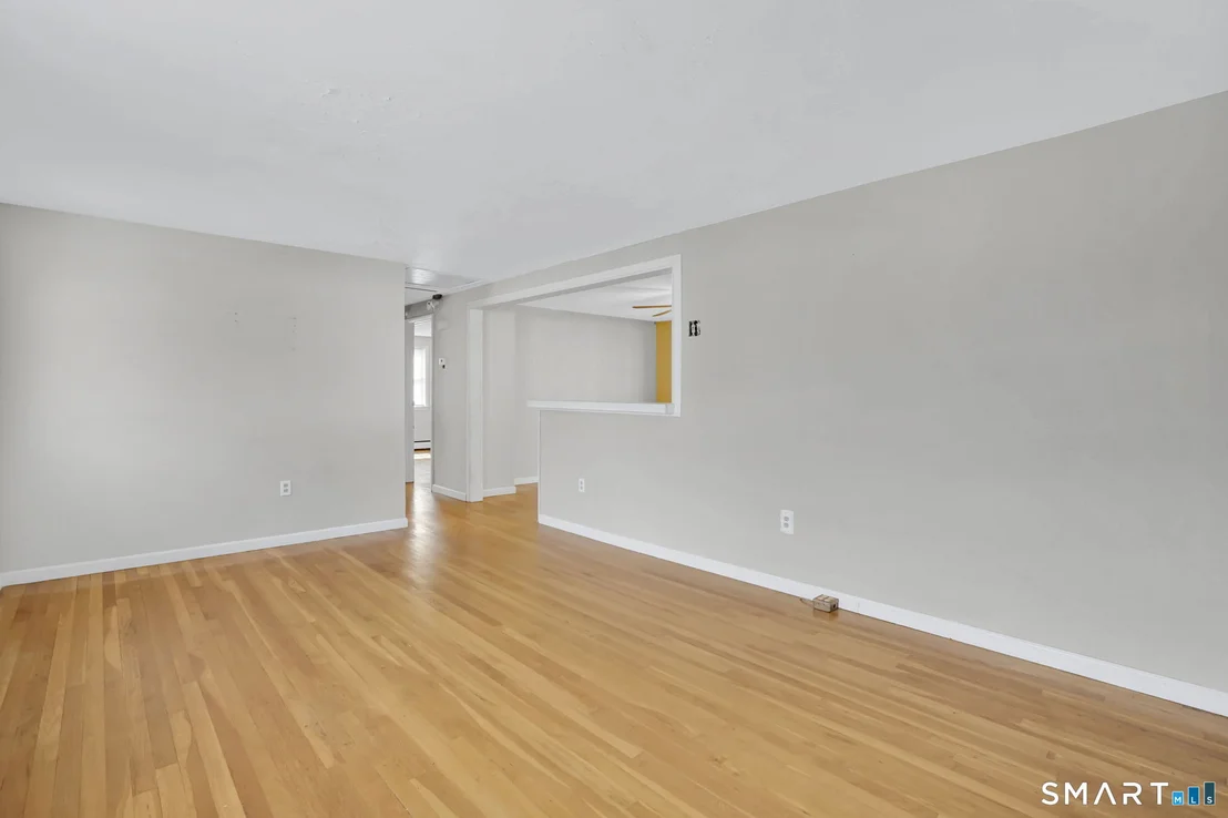Photo of 3 Magnolia Drive