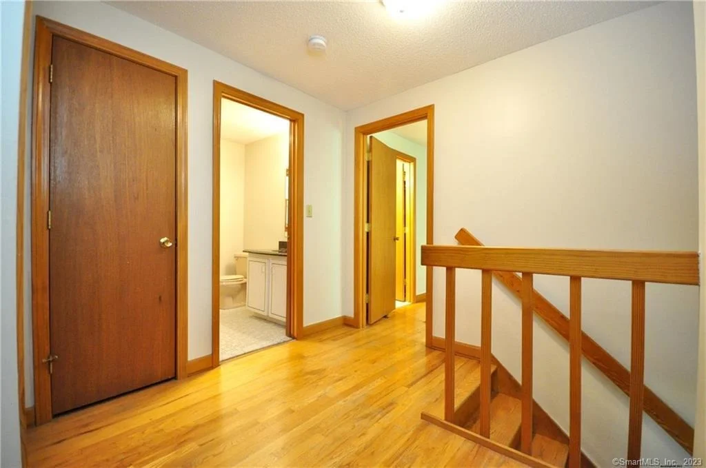 Photo of 5 Saxton Brook Drive