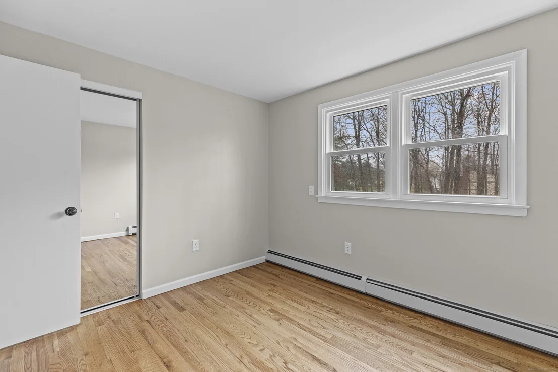 Photo of 35 Hampton Lane