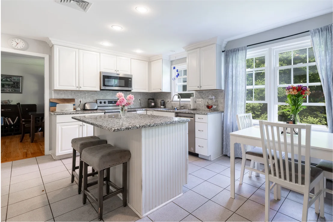 Photo of 285 Sperry Road