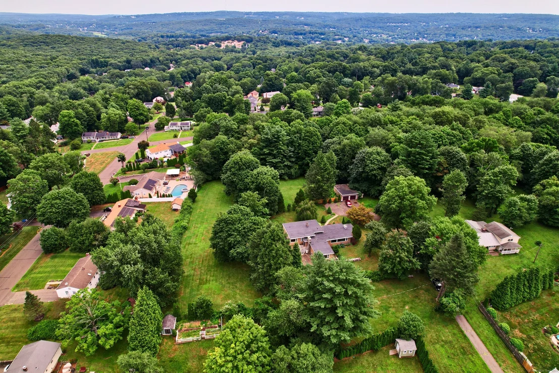 Photo of 215 Allerton Road