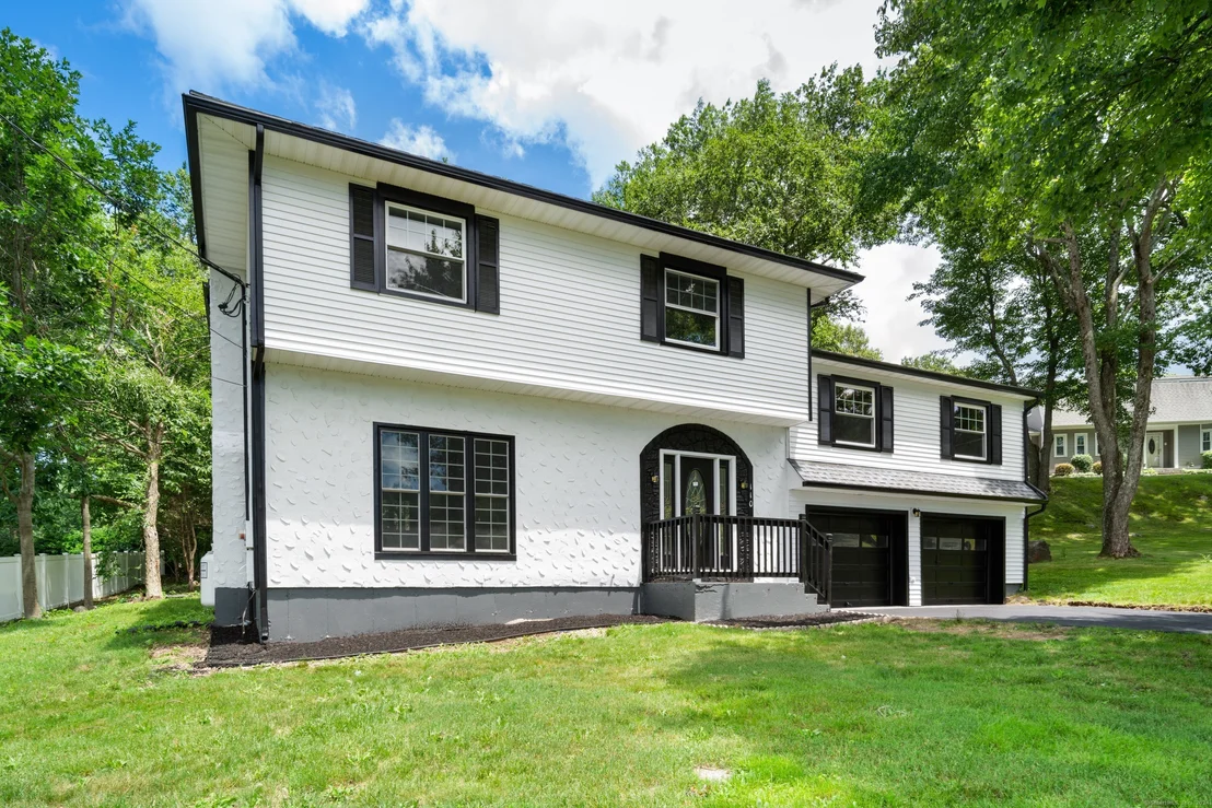 Photo of 110 Bayview Circle