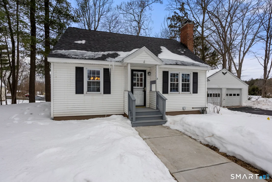 Photo of 8 Hendee Road