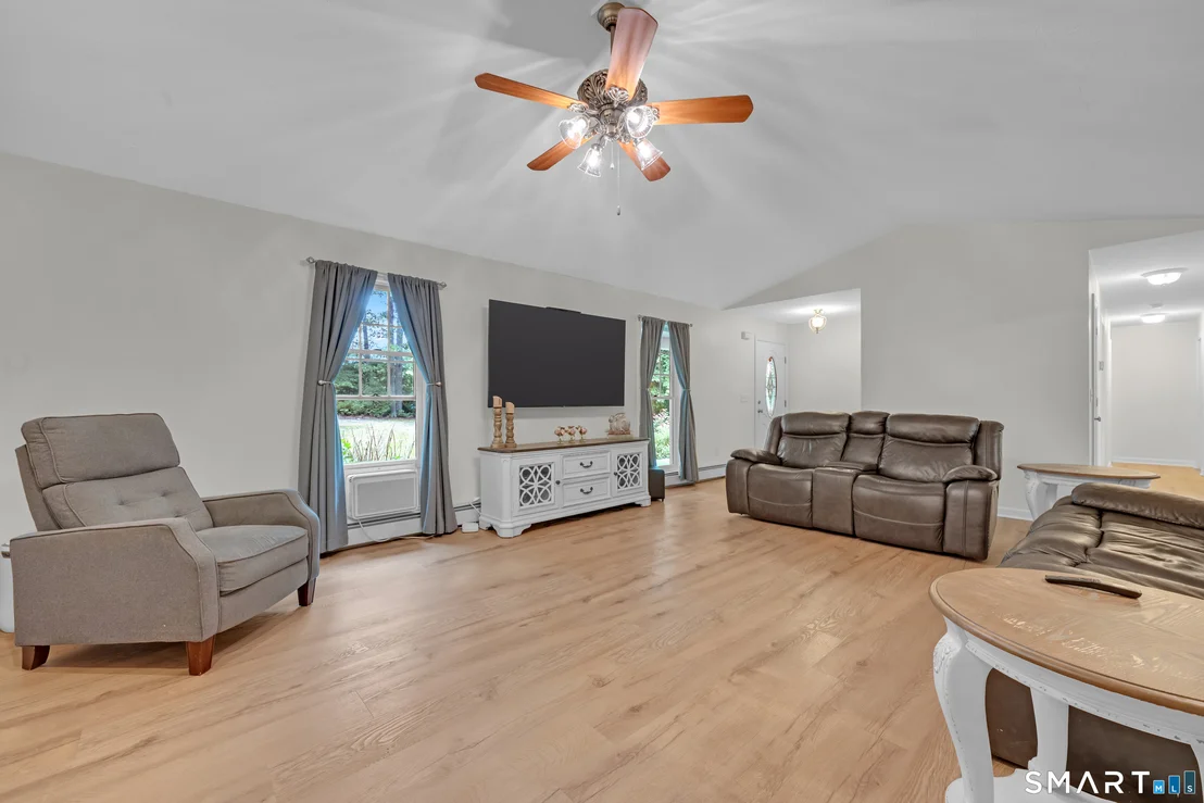 Photo of 141 Gibson Hill Road