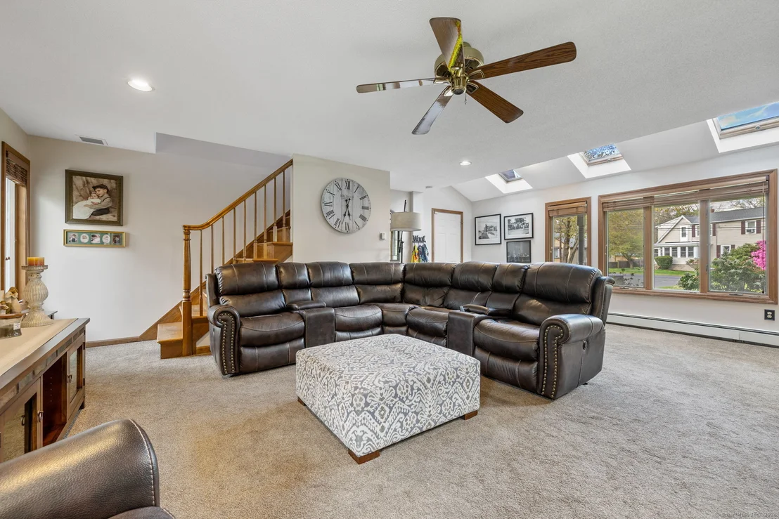 Photo of 67 Shuttlemeadow Road