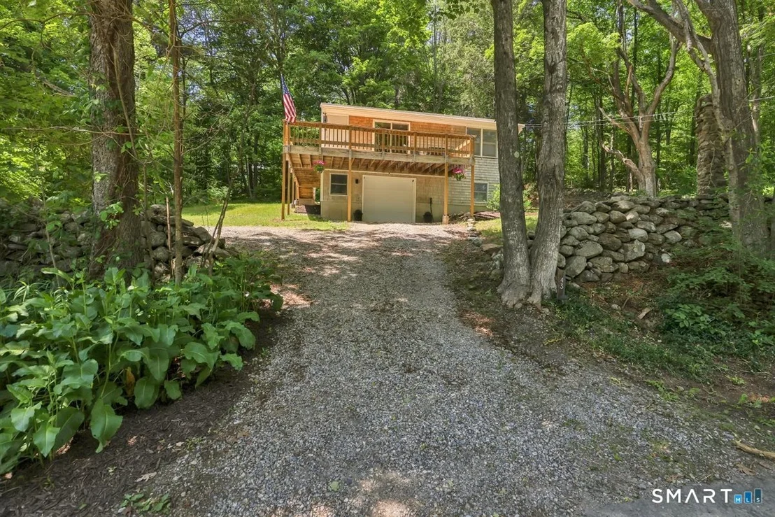 Photo of 43 Flagg Hill Road