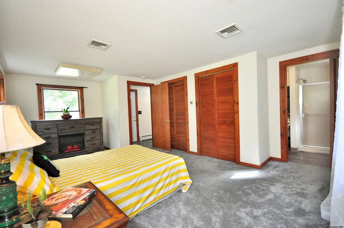 Photo of 6 Spring Glen Drive