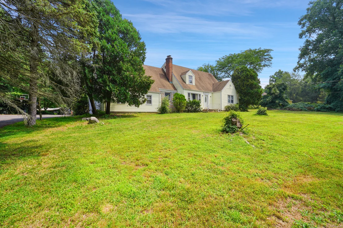 Photo of 320 Vine Road