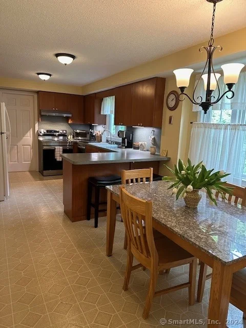 Photo of 75 Valley View Drive