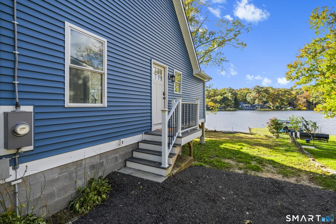 Photo of 7 Amidon Drive