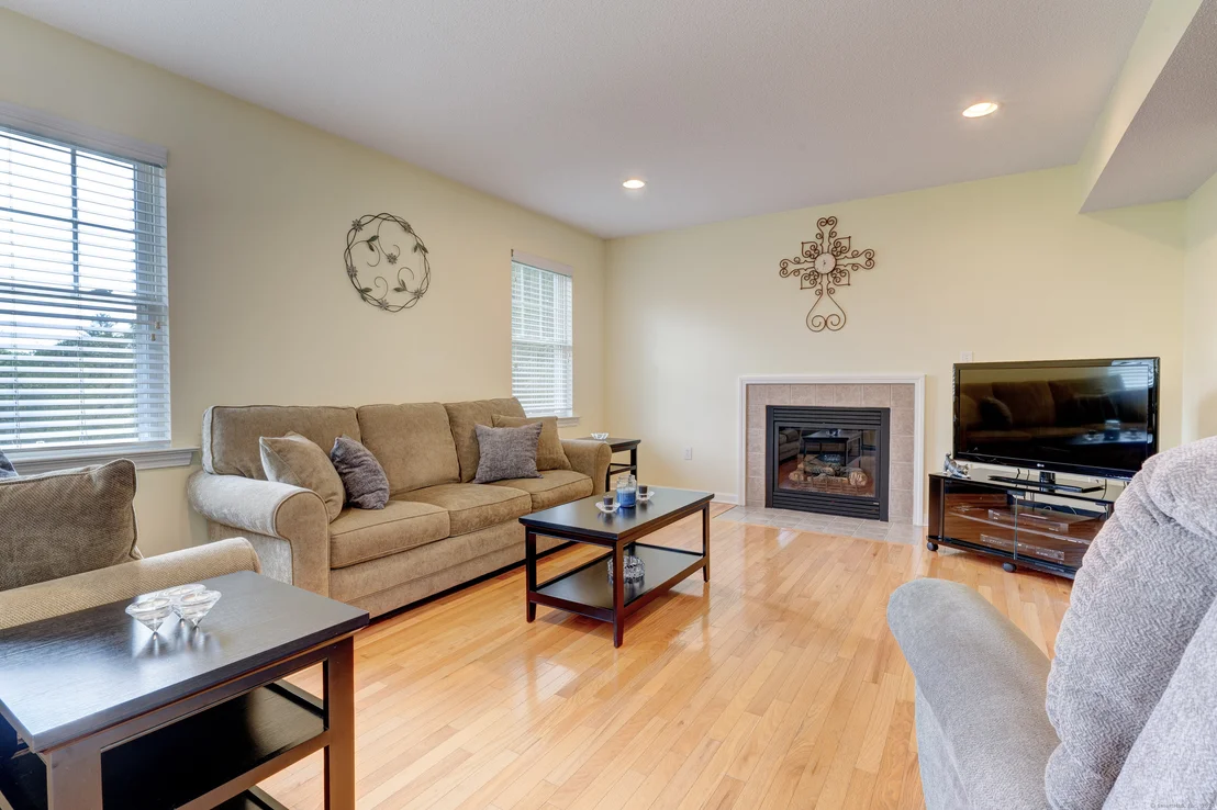 Photo of 142 Clearview Avenue
