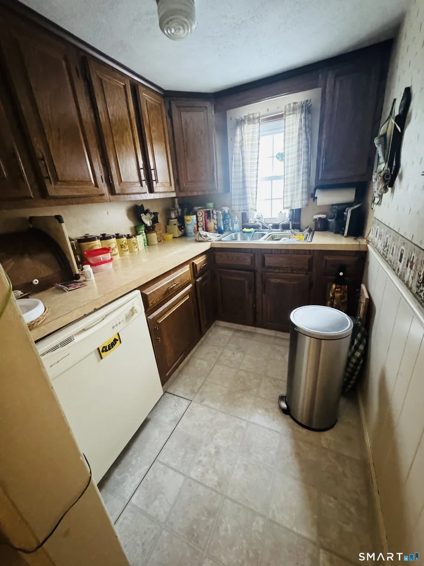 Photo of 99 Squaw Rock Road