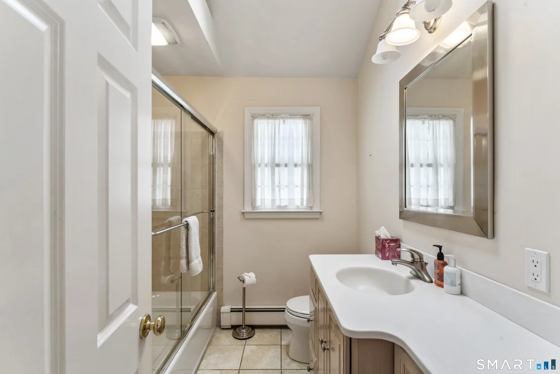Photo of 6 Crestwood Drive