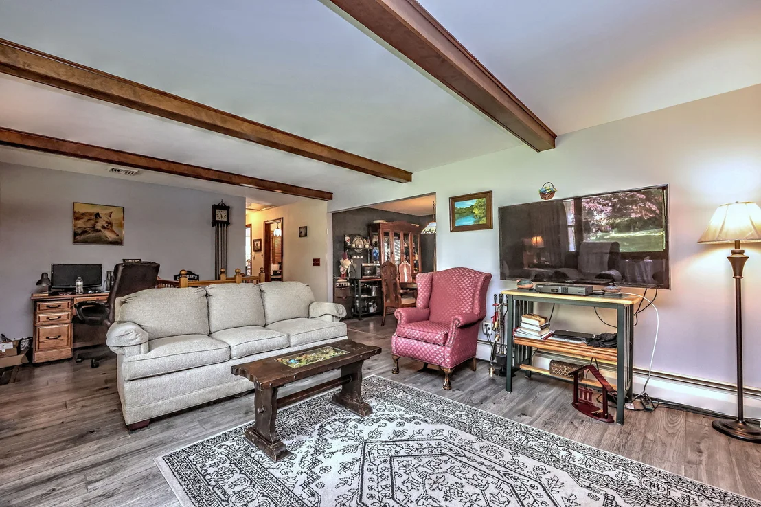 Photo of 1659 Turner Road
