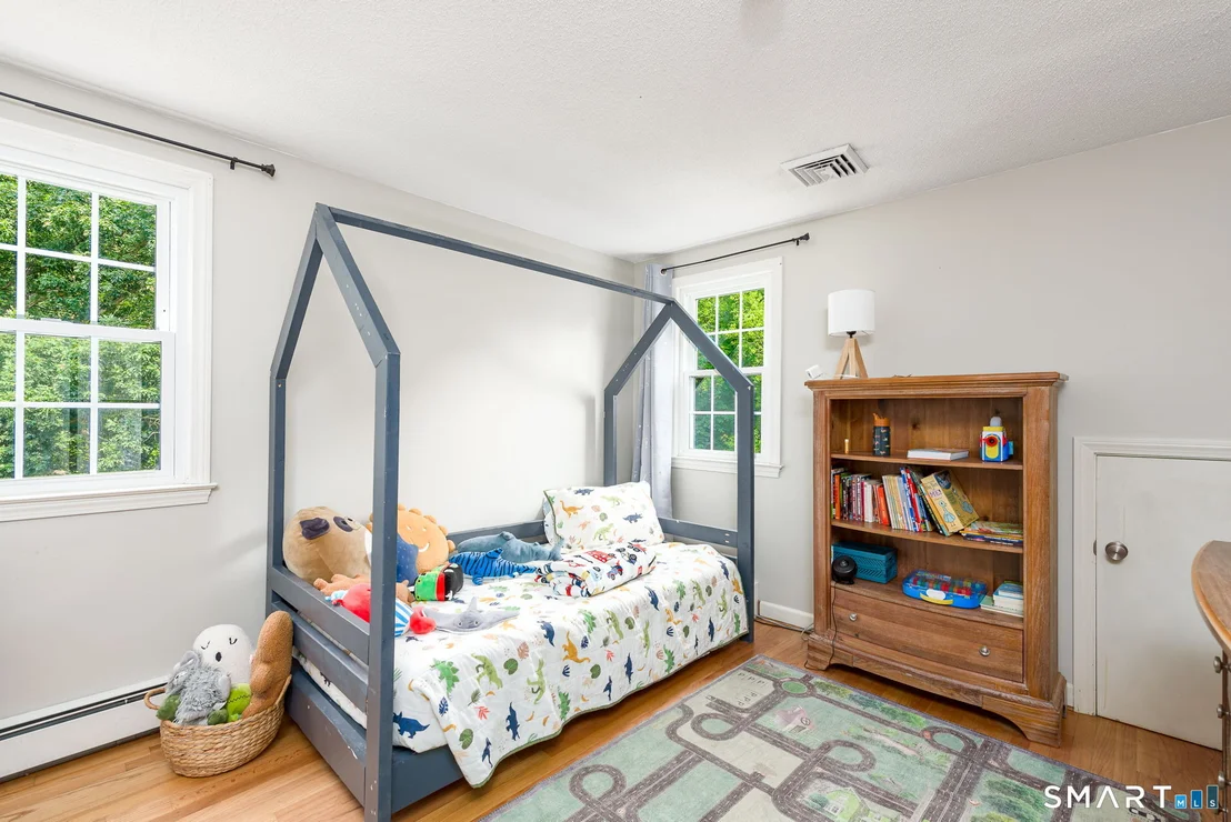 Photo of 4 Lenora Drive