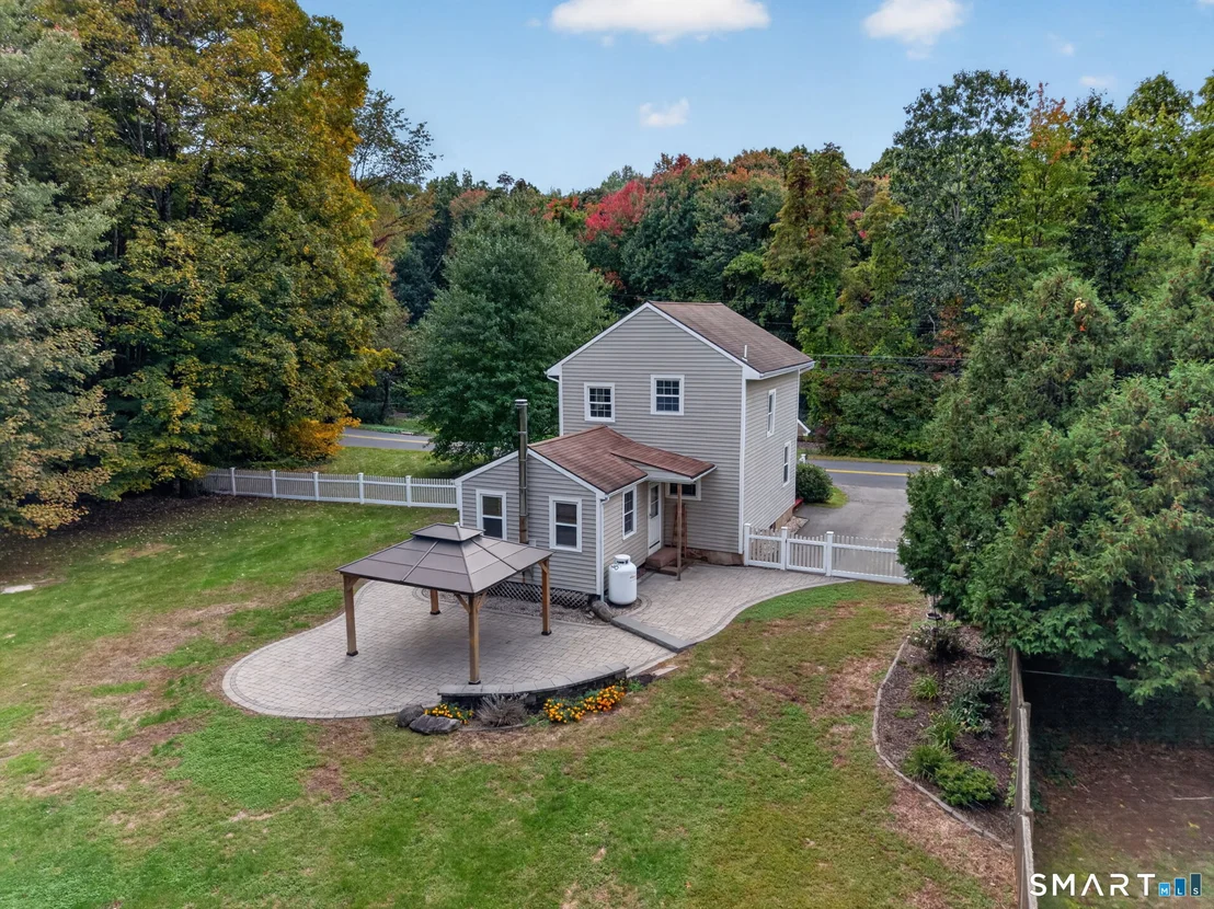 Photo of 123 Field Road