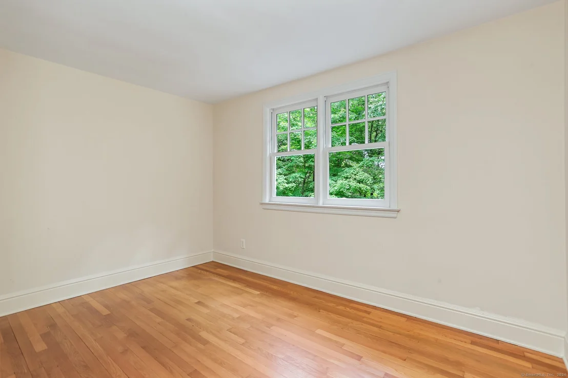 Photo of 10 Guild Drive
