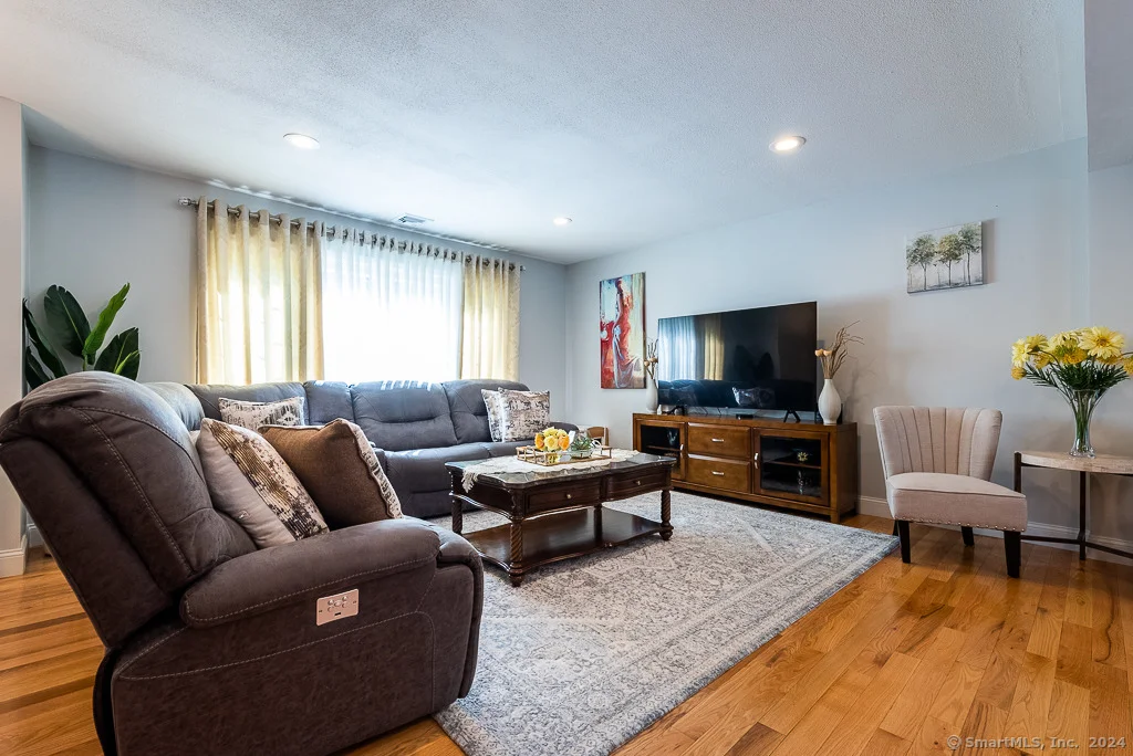 Photo of 11 Wayne Drive
