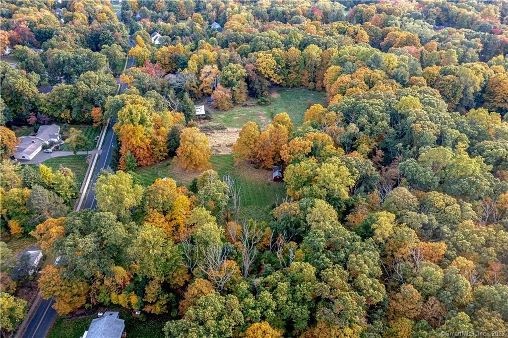 Photo of 857 Ward Lane