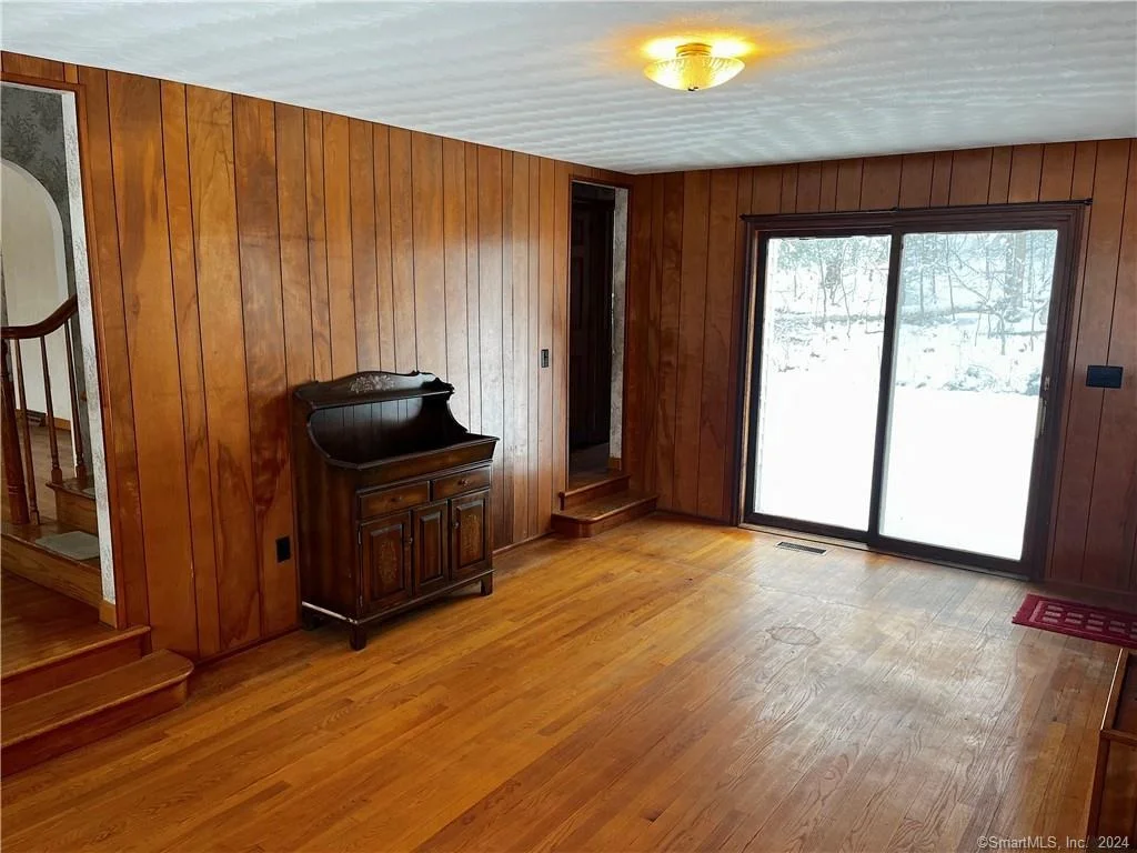 Photo of 280 Root Road