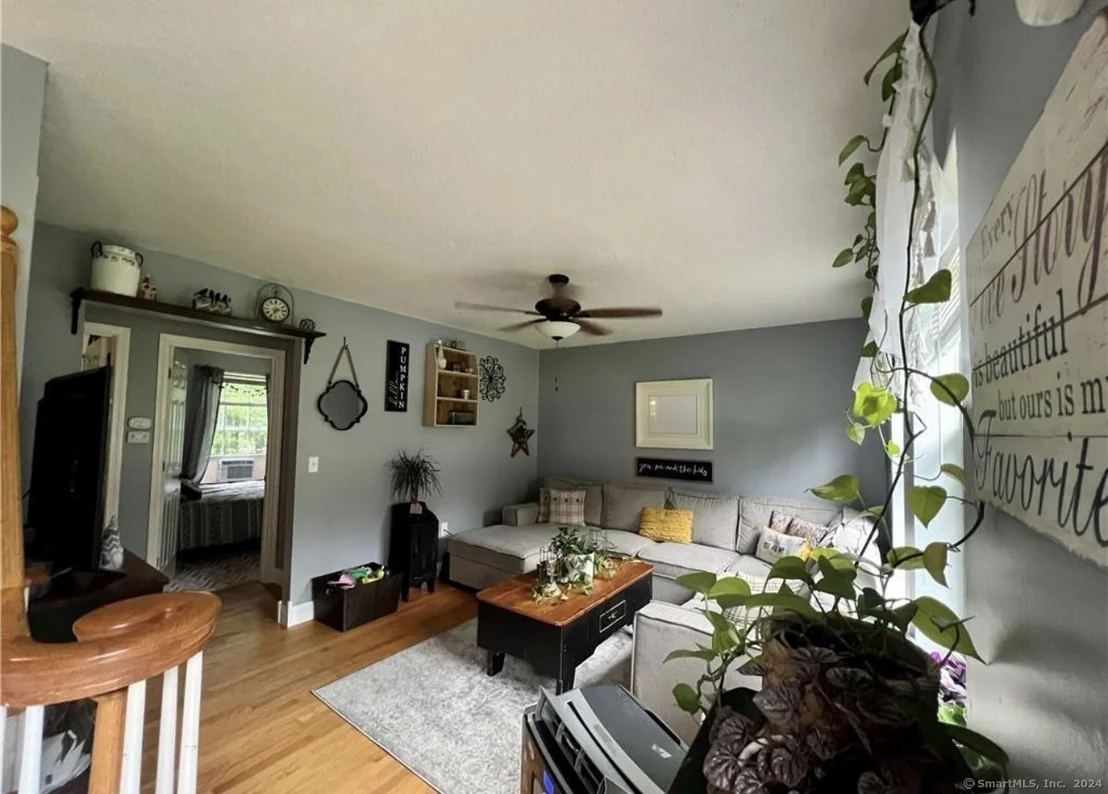 Photo of 102 Dow Road