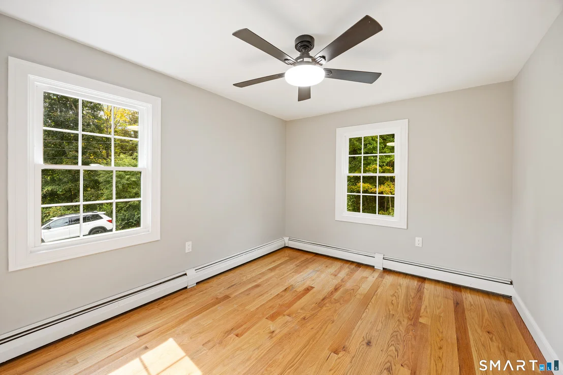 Photo of 20 Hydelor Avenue