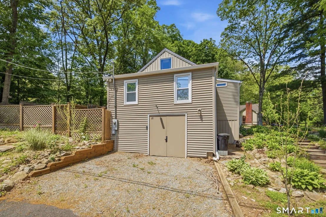 Photo of 21 Arlington Road