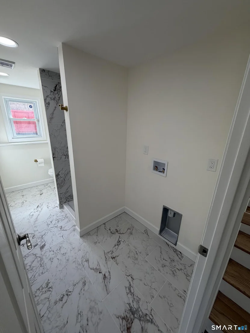 Photo of 39 Hemlock Road