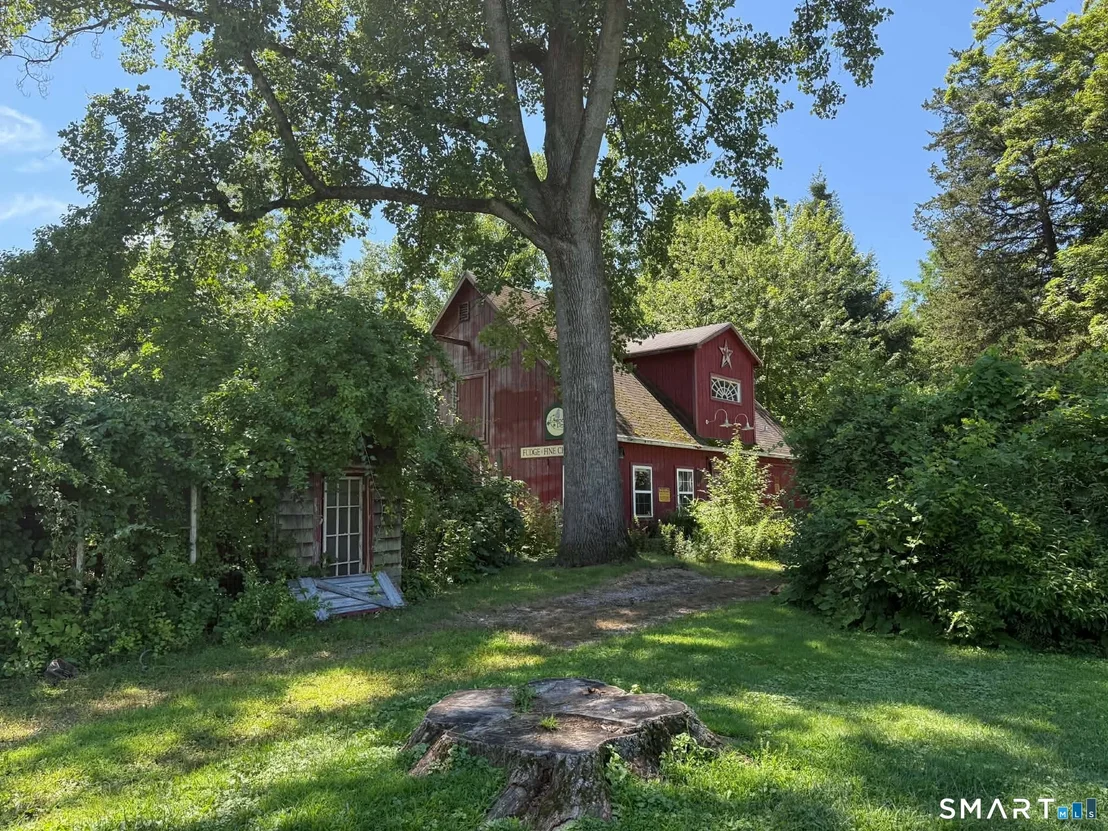 Photo of 134 Pleasant Street
