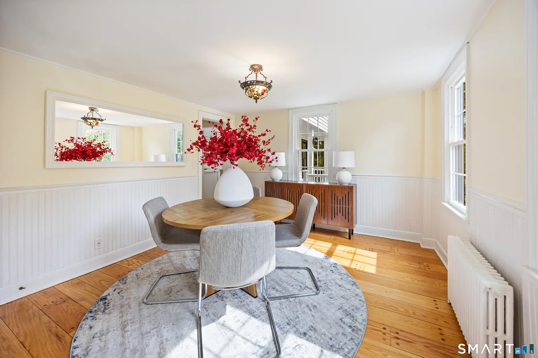 Photo of 20 Hydelor Avenue