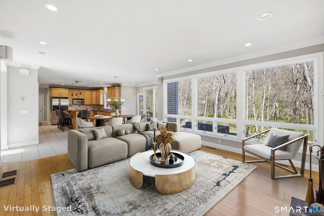 Photo of 14 Joshua Lane