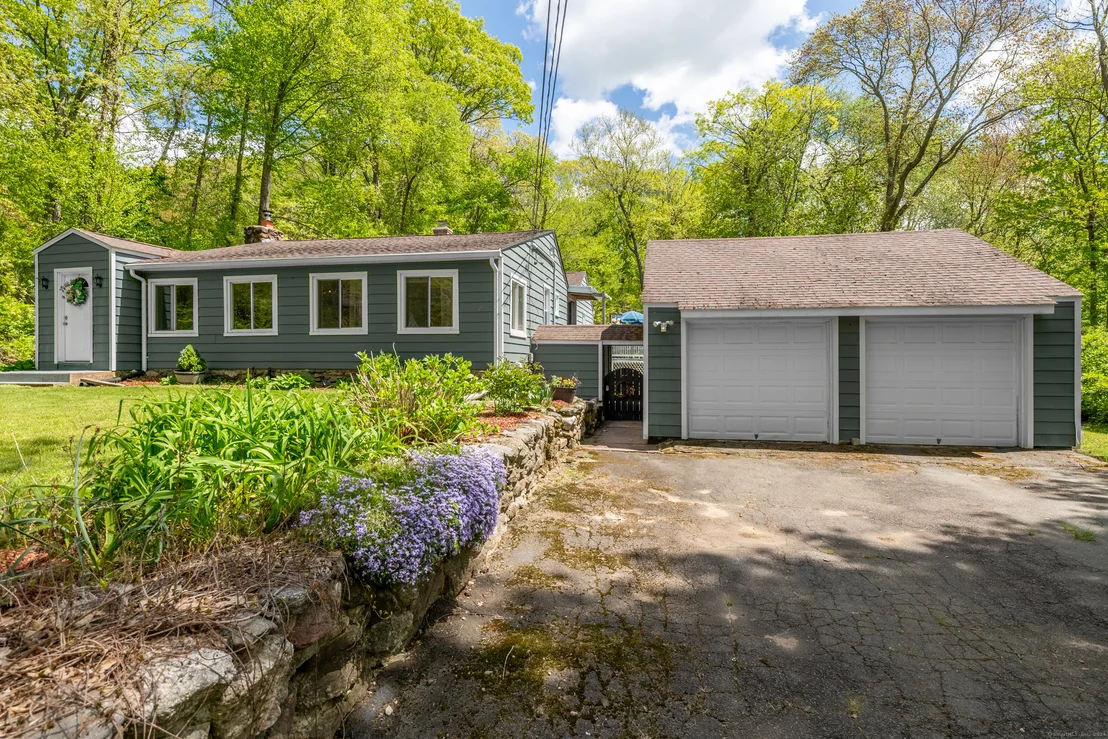 Photo of 59 Lafayette Road