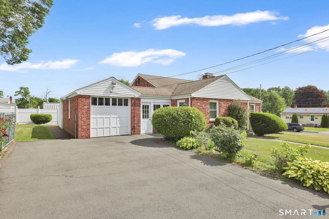 Photo of 104 Exeter Street