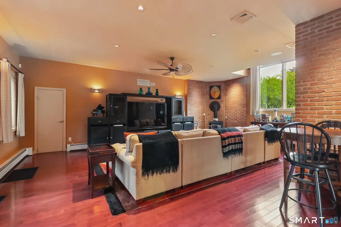 Photo of 103 Glenbrook Drive