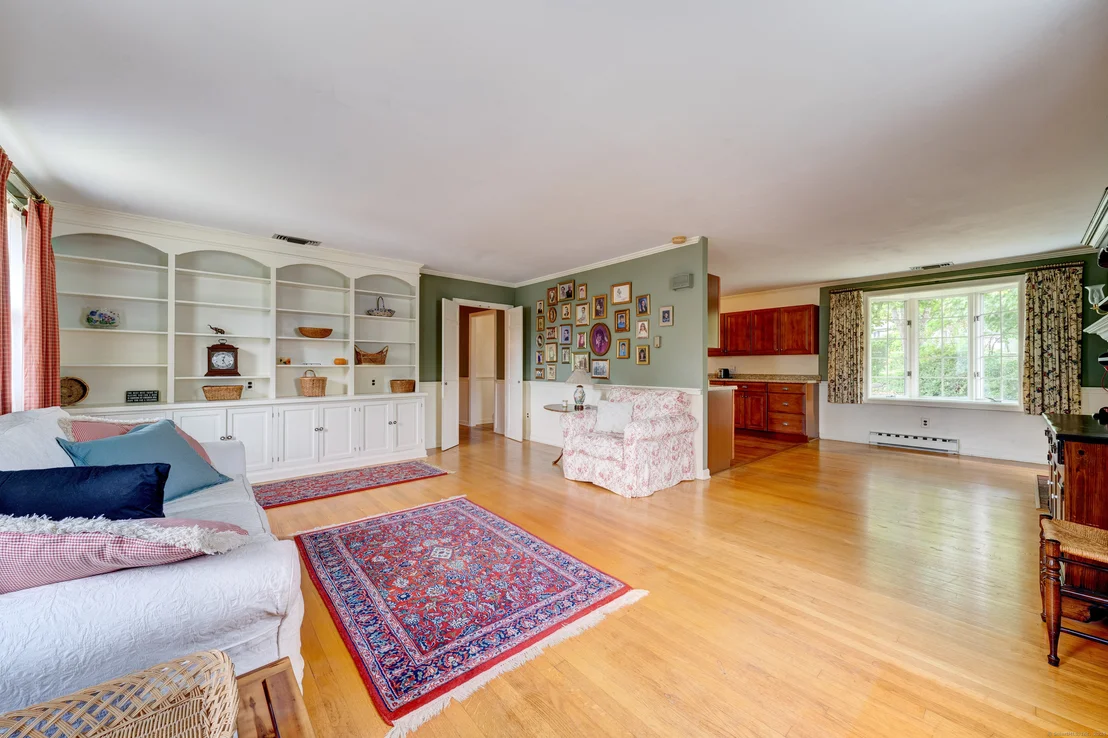 Photo of 82 Thompson Drive