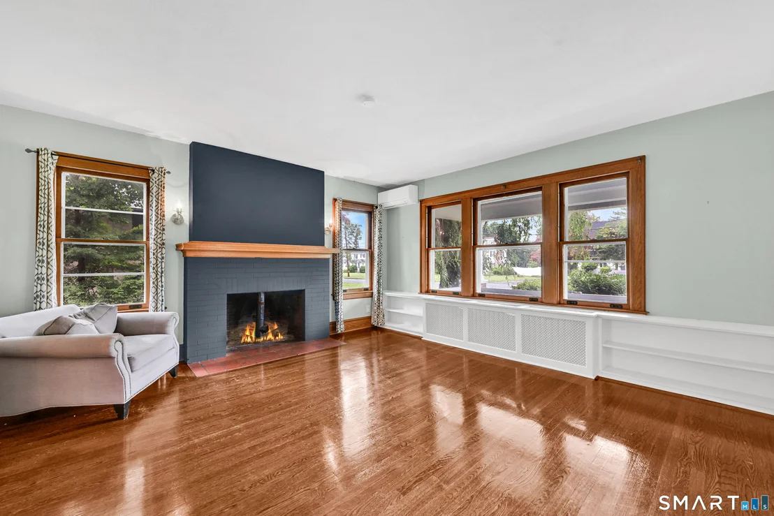 Photo of 295 Wolcott Hill Road