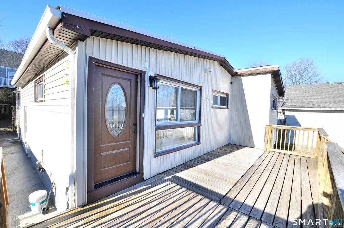 Photo of 207 Hillcrest Road