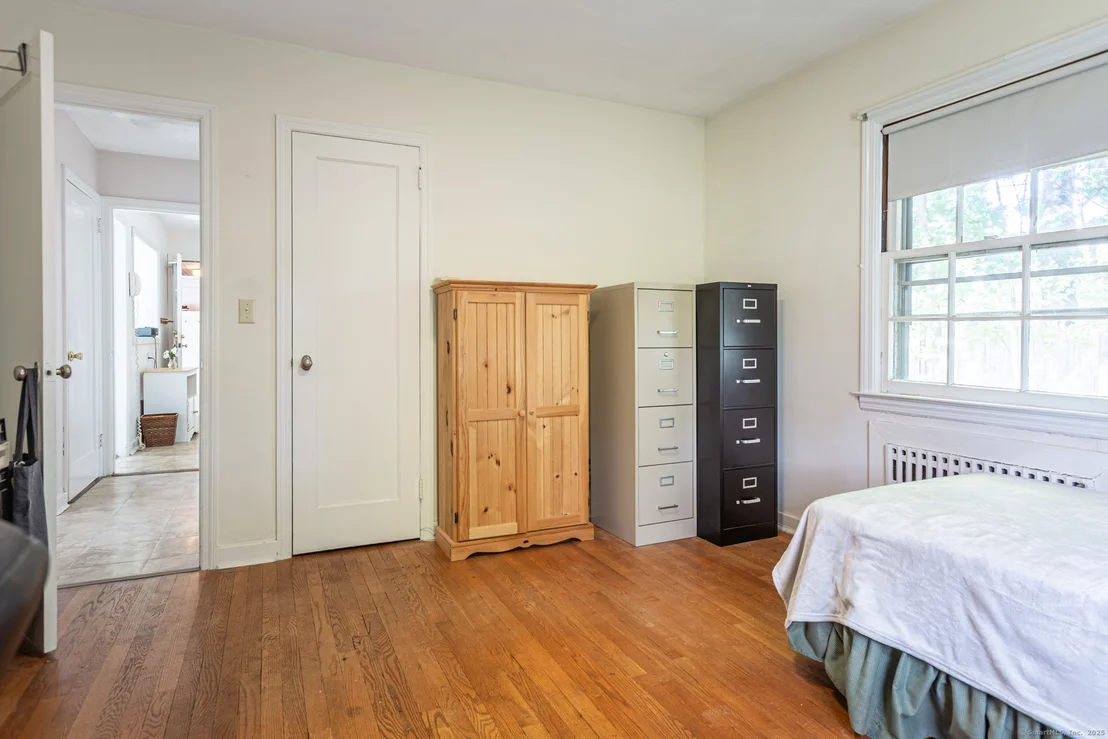Photo of 9 Deepwood Drive