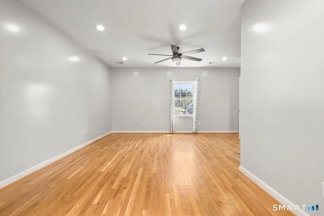 Photo of 10 Karen Boulevard