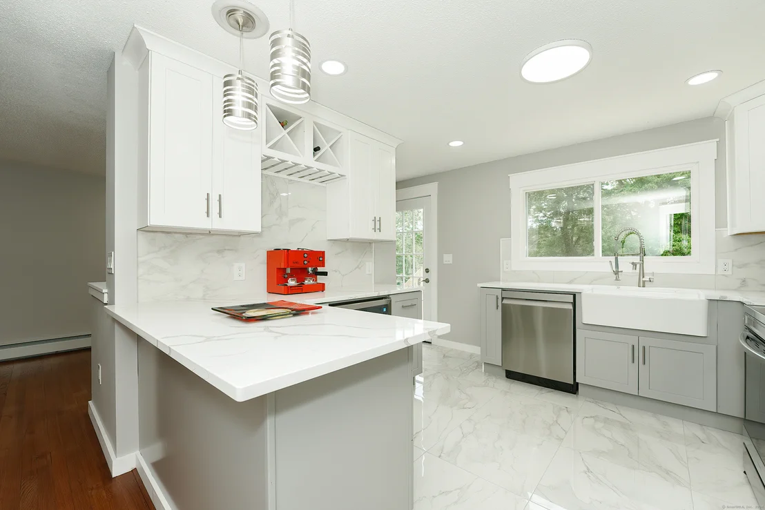 Photo of 144 Roxbury Road