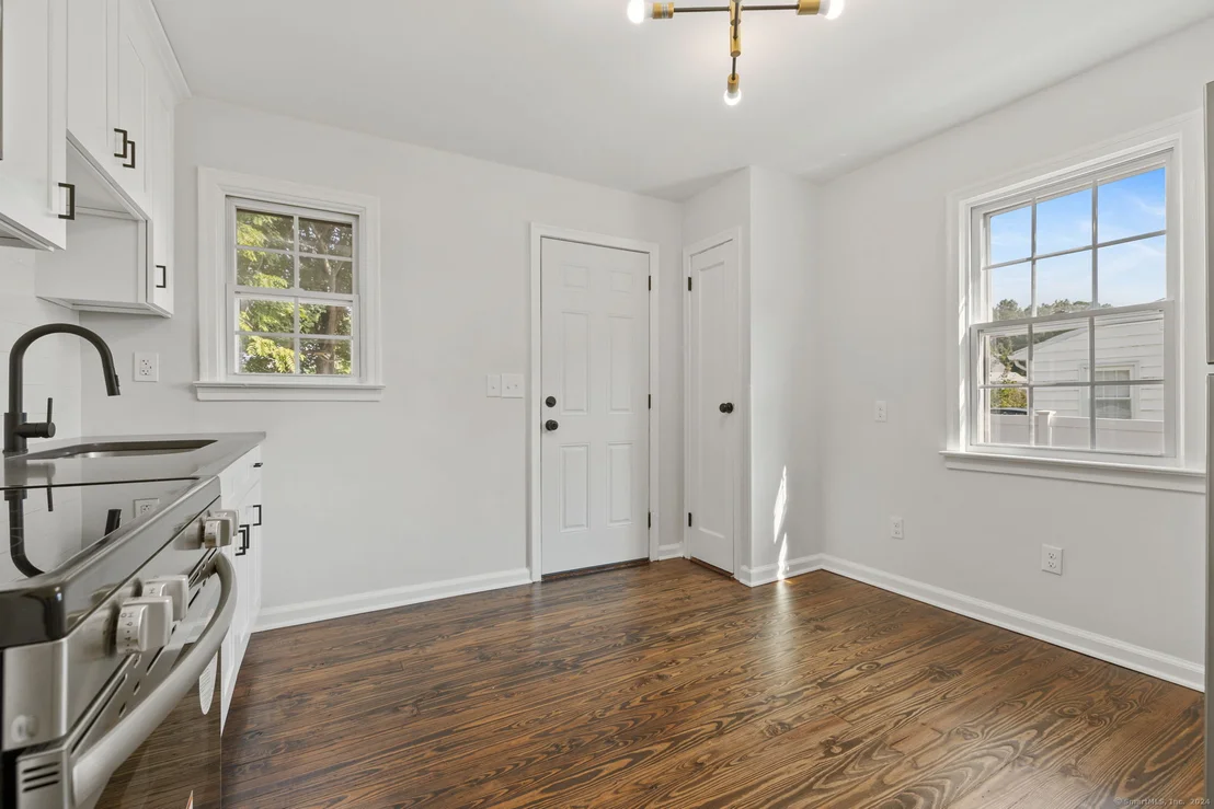 Photo of 127 Surrey Drive