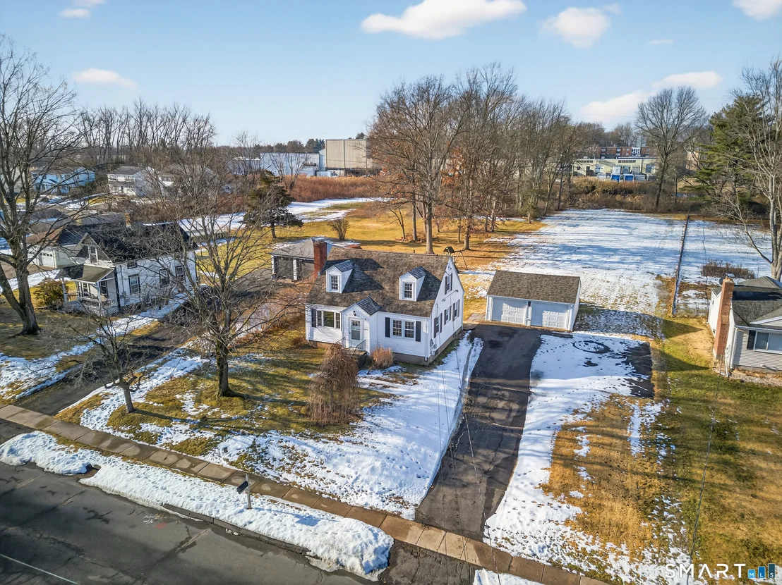 Photo of 195 Middletown Avenue