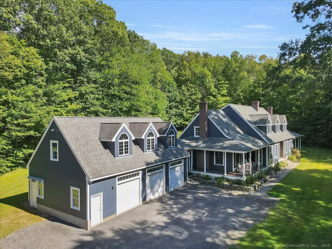Photo of 152 Cheney Lane