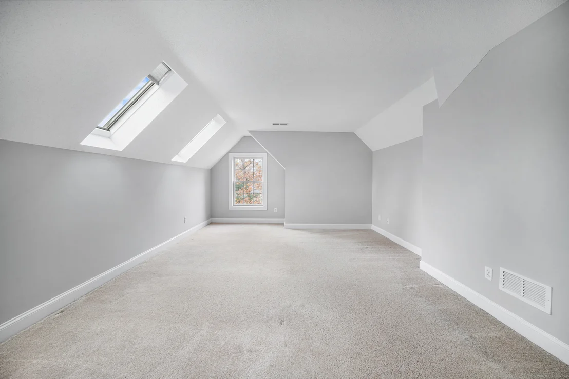 Photo of 10 Azalea Lane