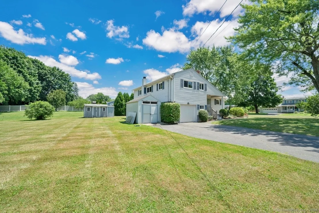 Photo of 39 Niles Drive
