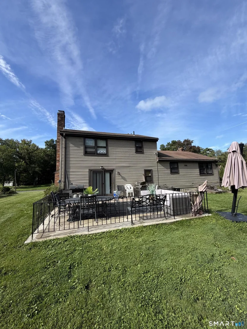 Photo of 204 Willowcrest Drive