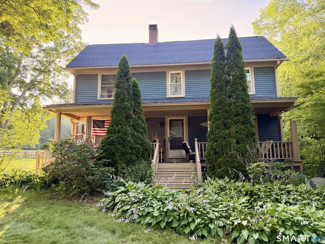 Photo of 593 Pomfret Street